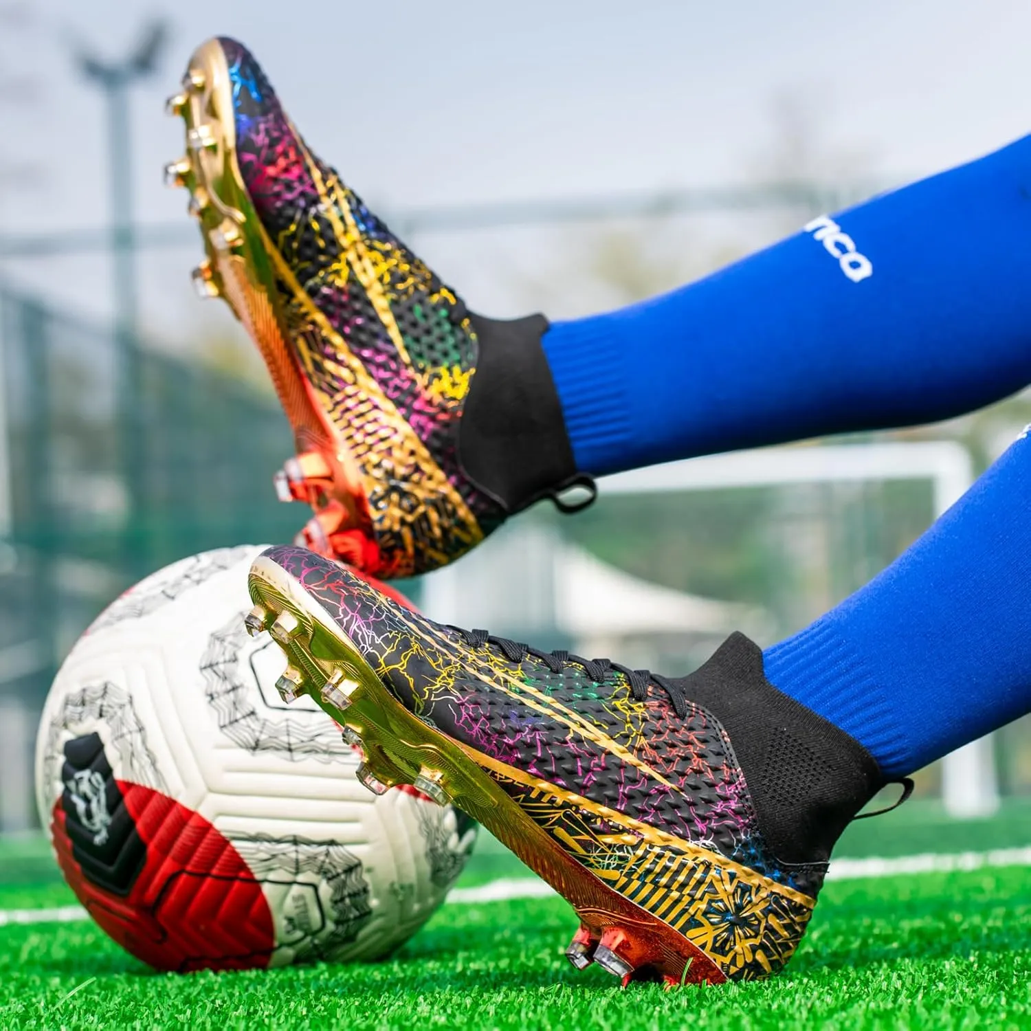 Men's Soccer Shoes Boys Students Grass Training Spike Shoes Outdoor Football Shoes Unisex