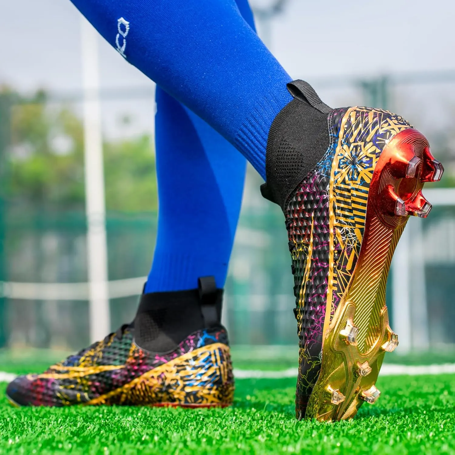 Men's Soccer Shoes Boys Students Grass Training Spike Shoes Outdoor Football Shoes Unisex