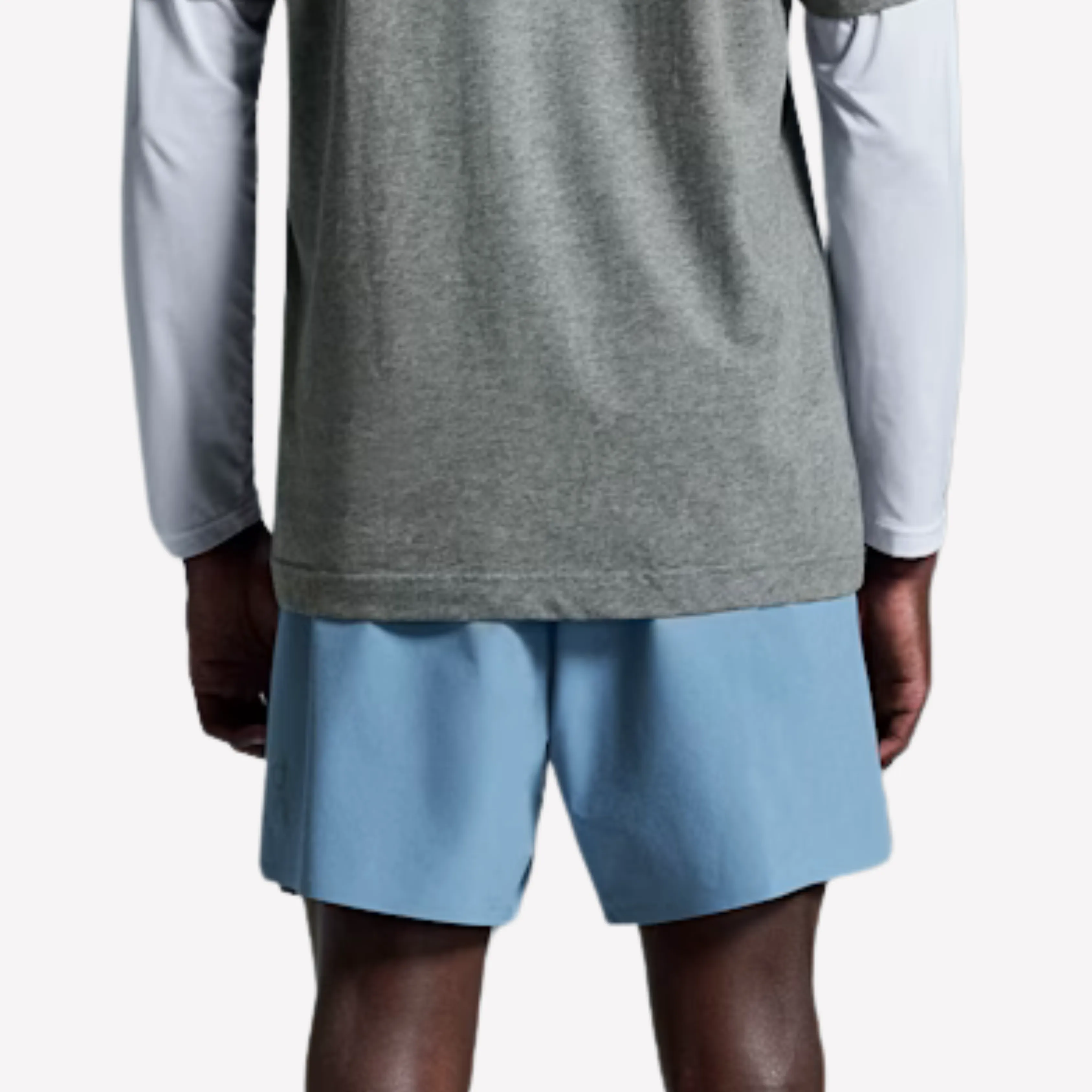 ON Men Train Shorts M - Chambray