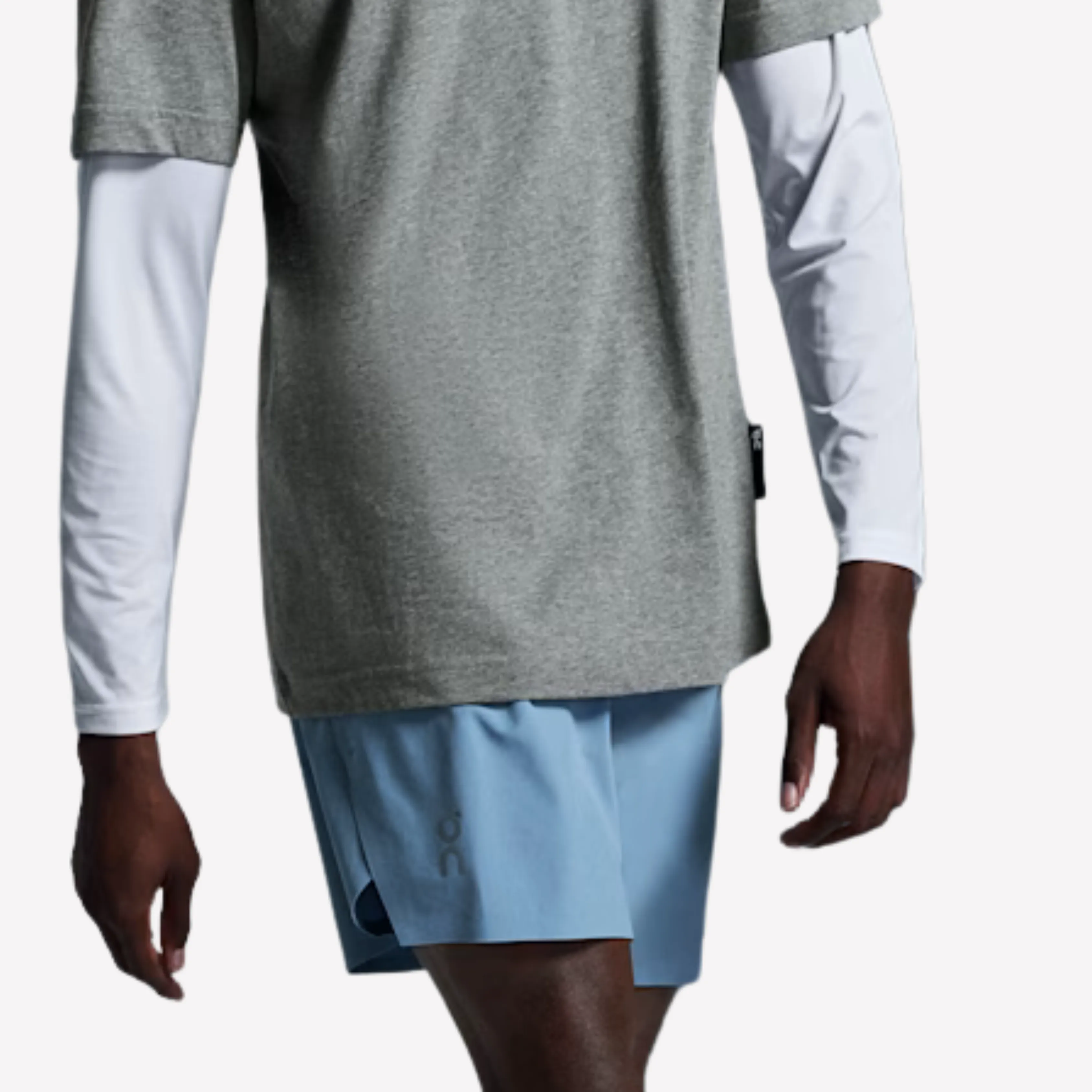 ON Men Train Shorts M - Chambray