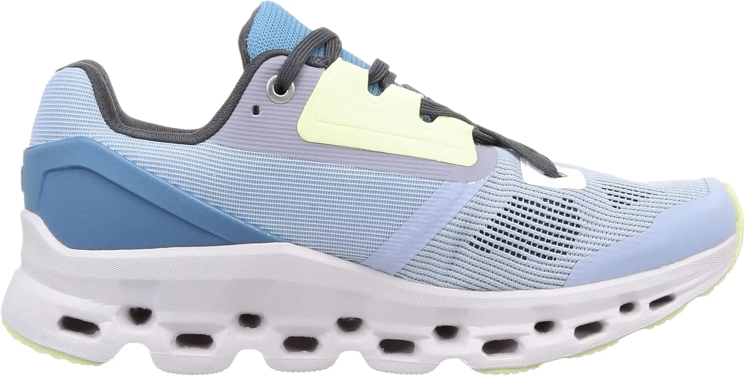 On Women's Cloudstratus Sneaker