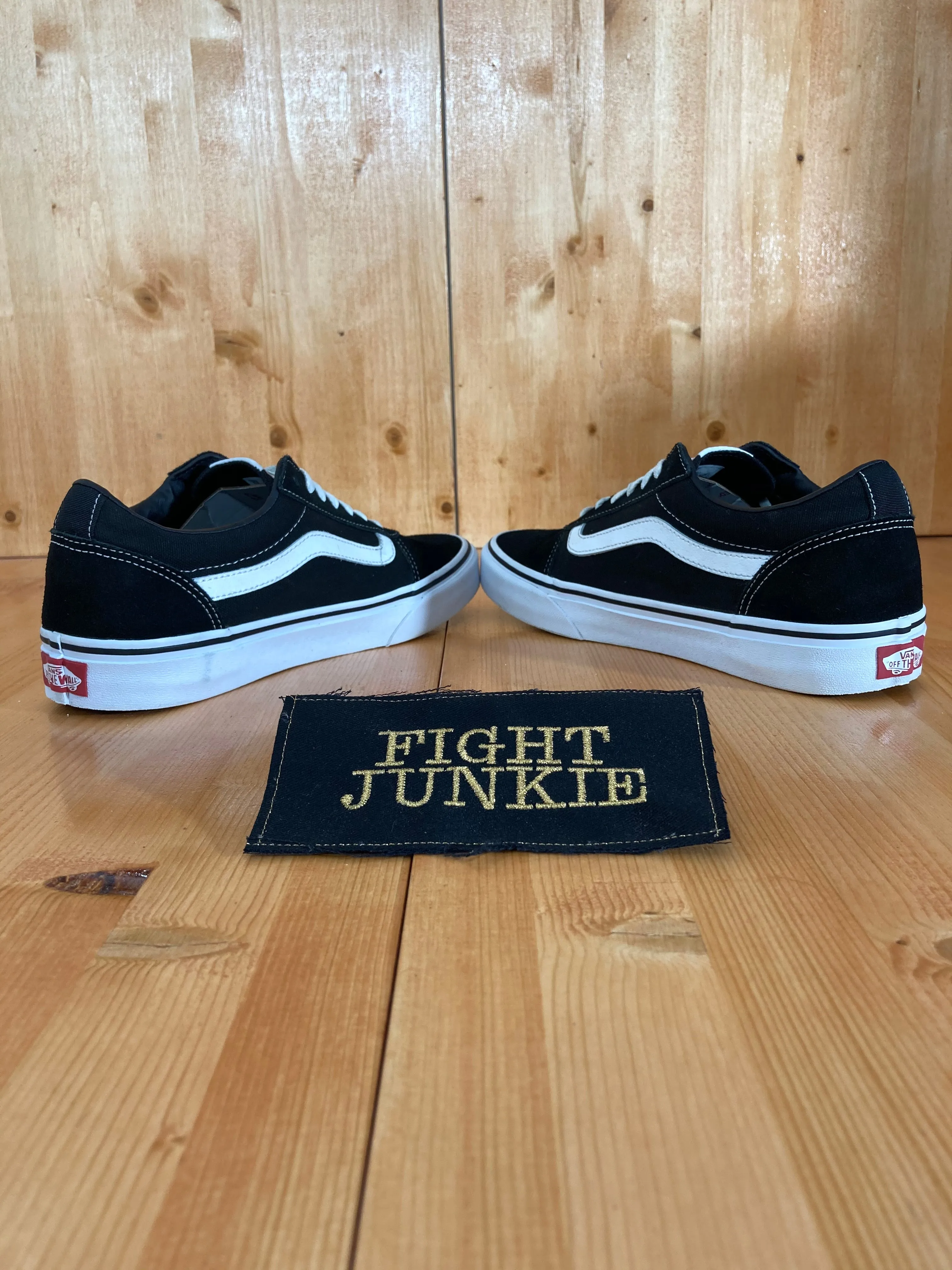 VANS OLD SCHOOL SKOOL Men Size 8.5 Skateboarding Skateboard Shoes Sneakers